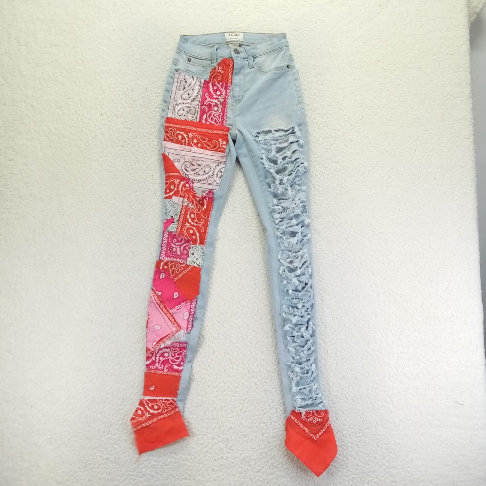 Mudd Super High Rise Jegging Size 0 Light Wash Distressed Bandana Patchwork Blue